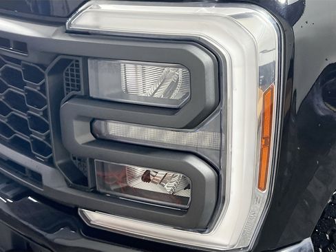 Used 2024 Ford F250 XL w/ STX Appearance Package AWD/4WD image 11