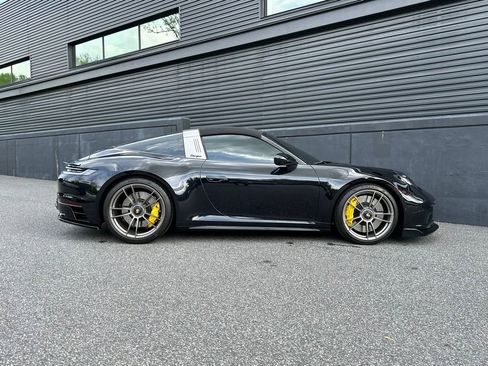 Certified 2024 Porsche 911 AWD/4WD image 11