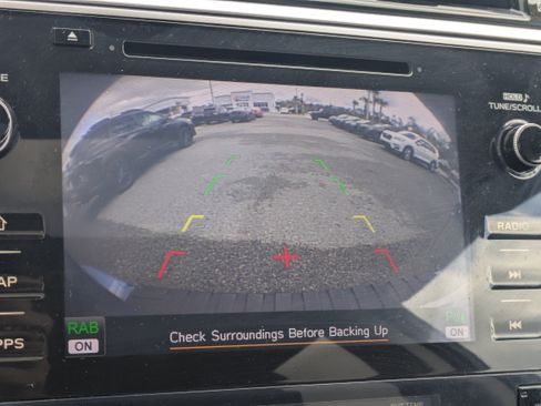 Used 2018 Subaru Outback 3.6R Limited w/ 50th Anniversary Edition image 21