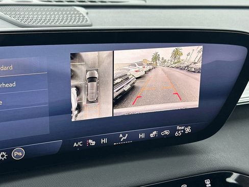 Used 2025 Buick Enclave Preferred image 24