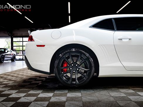Used 2014 Chevrolet Camaro SS w/ SS Performance Package RWD image 22