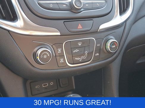 Used 2019 Chevrolet Equinox LT image 17