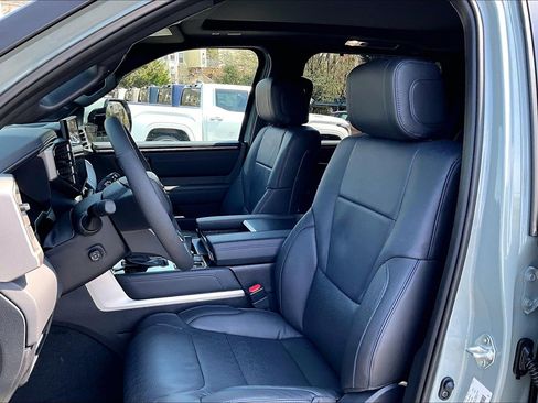 Used 2026 Toyota Sequoia Platinum image 24