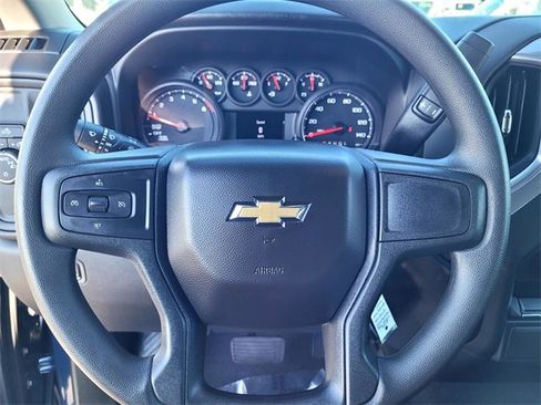 Used 2022 Chevrolet Silverado 1500 Custom image 25