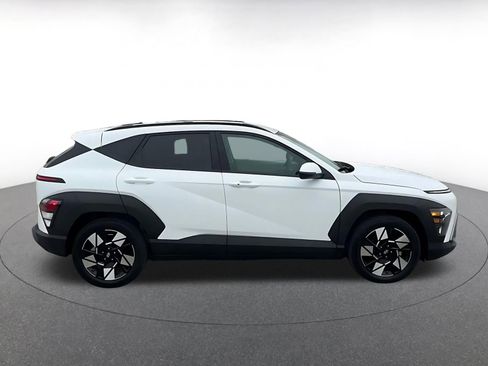Used 2025 Hyundai Kona SEL image 16