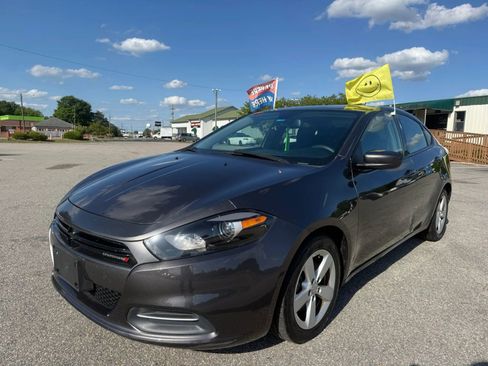 Used 2015 Dodge Dart SXT FWD image 1