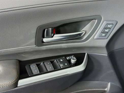 New 2026 Toyota Sienna Platinum AWD/4WD image 17