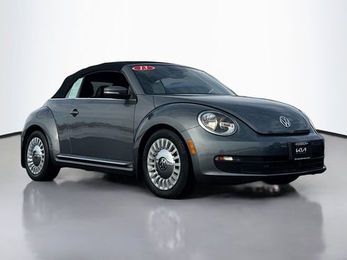 Used 2013 Volkswagen Beetle 2.5 image 1