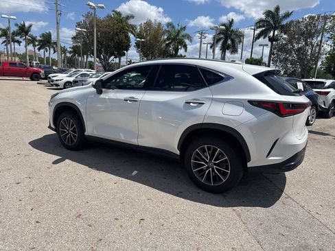 Used 2024 Lexus NX 250 FWD w/ Towing Package (2000 Lbs) image 12