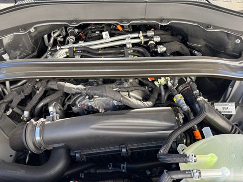 New 2025 Ford Explorer ST-Line w/ Premium Package image 21