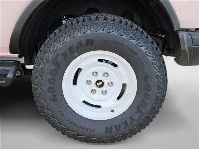 New 2026 Ford Bronco Heritage Edition AWD/4WD image 10