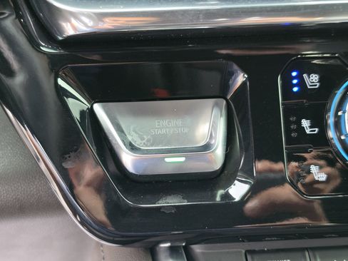 Certified 2024 GMC Sierra 2500 Denali w/ Denali Reserve Package AWD/4WD image 34