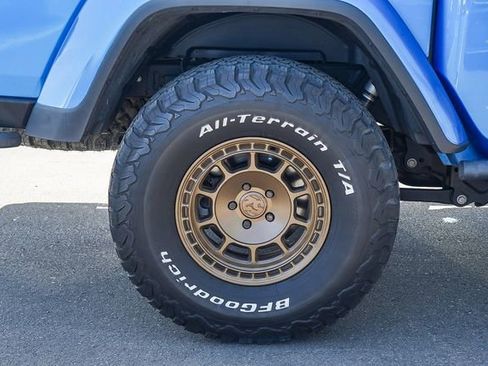 Used 2021 Jeep Gladiator Rubicon AWD/4WD image 13