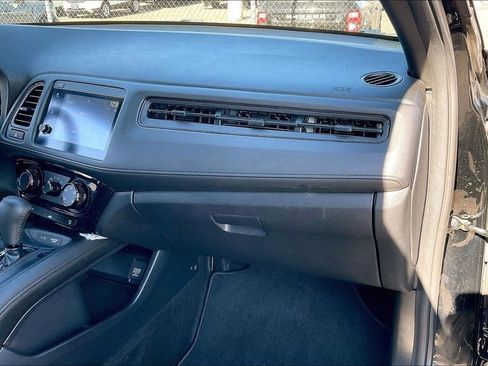 Used 2022 Honda HR-V Sport image 14