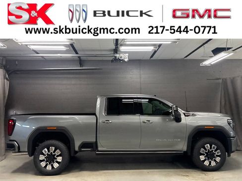 New 2026 GMC Sierra 2500 Denali w/ Denali Reserve Package AWD/4WD image 1