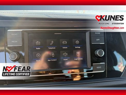 Used 2024 Volkswagen Jetta S image 33