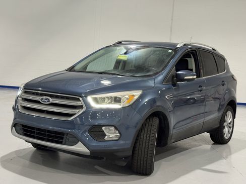 Used 2018 Ford Escape Titanium image 15