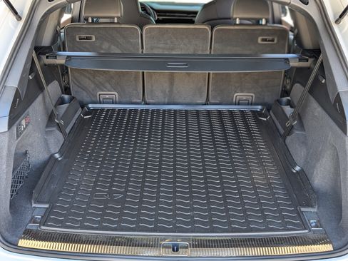 Used 2025 Audi SQ7 Premium Plus w/ Executive Package image 19