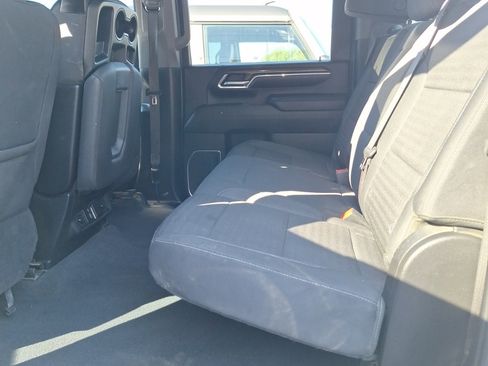 Used 2024 Chevrolet Silverado 2500 LT image 13