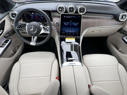 New 2026 Mercedes-Benz GLC 300 4MATIC image 21