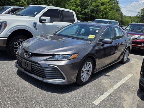 Certified 2023 Toyota Camry LE FWD image 14
