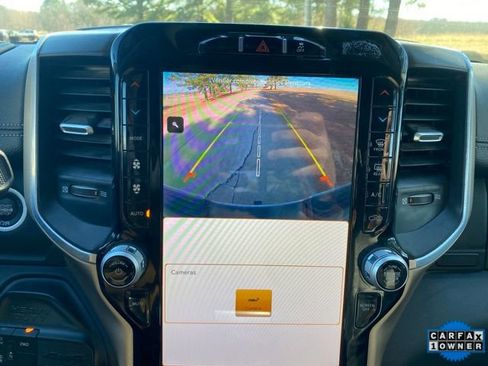 Used 2024 RAM 2500 Laramie image 19