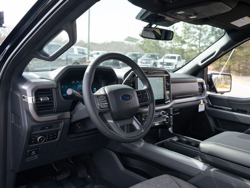 New 2026 Ford F150 XLT w/ Equipment Group 302A MID image 13
