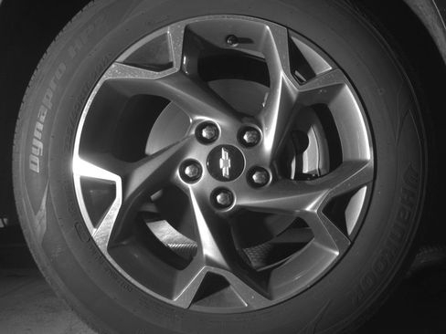 Used 2025 Chevrolet Trax LT w/ LT Convenience Package FWD image 13