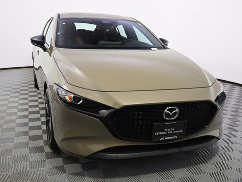 Certified 2025 MAZDA MAZDA3 Carbon image 9