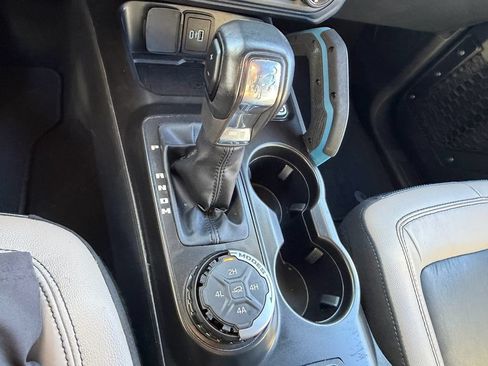 Used 2022 Ford Bronco Wildtrak AWD/4WD image 26