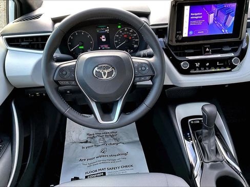 Certified 2023 Toyota Corolla LE image 5