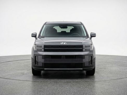 Used 2025 Hyundai Santa Fe SEL image 2