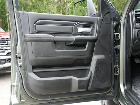 Used 2024 RAM 2500 Rebel AWD/4WD image 17