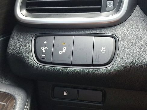 Used 2020 Kia Sorento LX w/ LX I4 Convenience Package AWD/4WD image 22