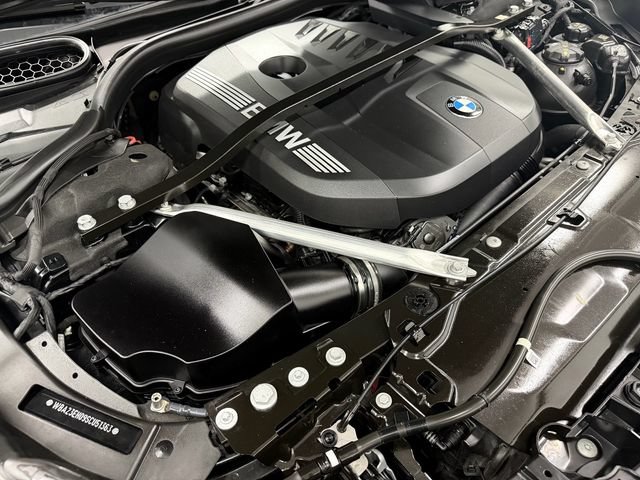 Used 2025 BMW 740i RWD image 10