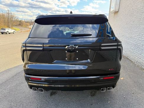 New 2026 Chevrolet Traverse RS w/ LPO, Floor Liner Package AWD/4WD image 6