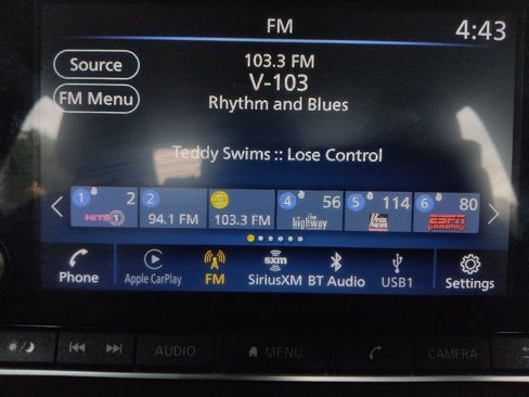 Used 2021 Nissan Sentra SV FWD image 25