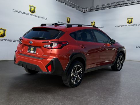 Used 2024 Subaru Crosstrek 2.0i Premium AWD/4WD image 5