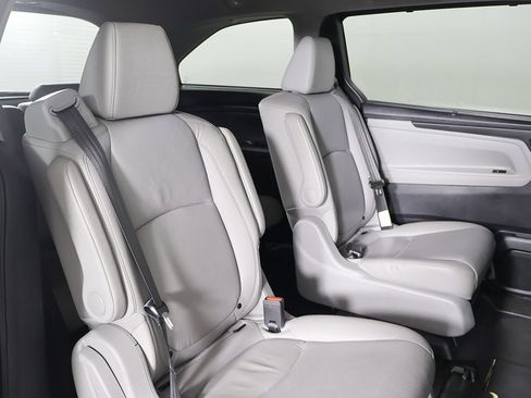 Used 2019 Honda Odyssey EX-L image 32