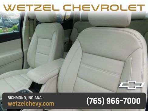 Used 2023 GMC Acadia Denali w/ Denali Technology Package AWD/4WD image 16