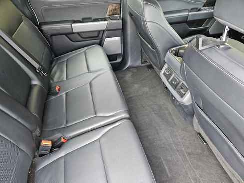 Used 2024 Ford F250 Lariat w/ Lariat Ultimate Package image 41