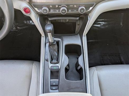 Used 2019 Honda Accord LX image 19