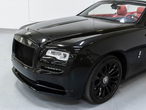 Used 2020 Rolls-Royce Dawn RWD image 29
