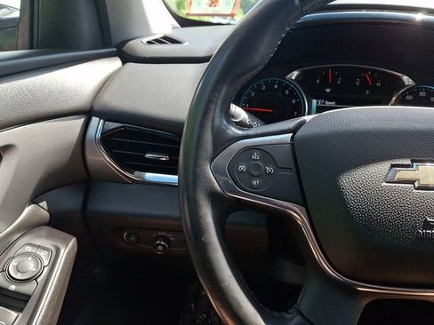 Used 2018 Chevrolet Traverse LT FWD image 20