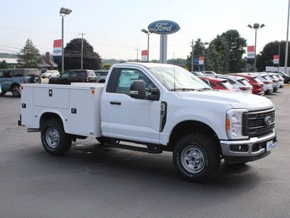 New 2023 Ford F250 XL w/ XL Off-Road Package