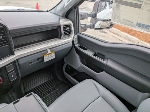 New 2026 Ford F250 XL RWD image 17