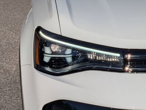 New 2026 Volkswagen Taos S FWD image 9