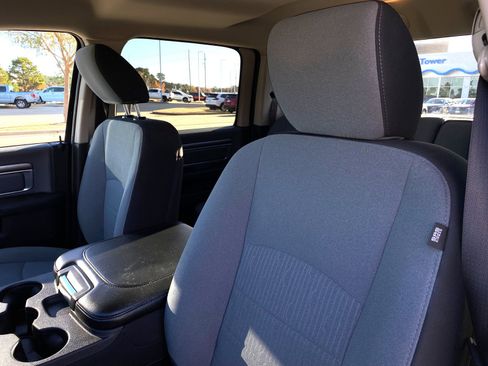 Used 2023 RAM 1500 Classic SLT image 13