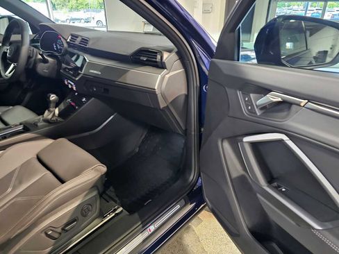 New 2025 Audi Q3 2.0T Premium w/ Convenience Package image 12