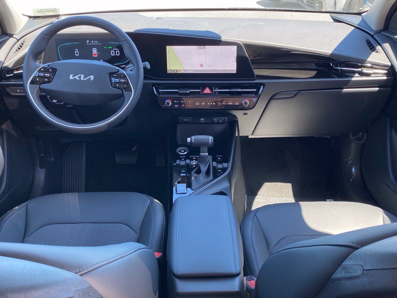 New 2026 Kia Niro EX FWD image 24
